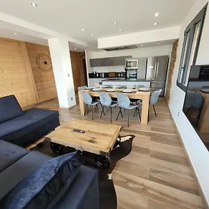 En 4 Etoiles Apartment